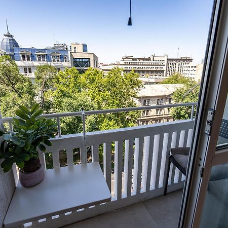 Romana Vibe Elegance In The Heart Of The City Bukarest Exterior foto