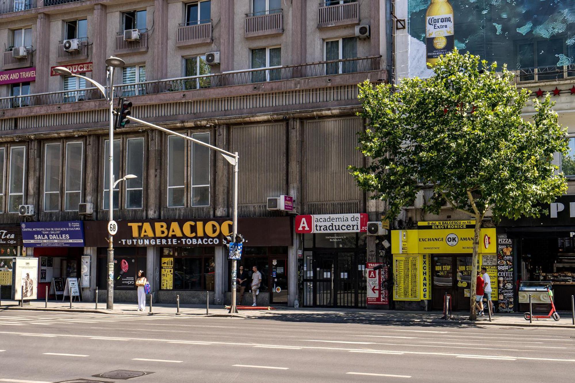 Romana Vibe Elegance In The Heart Of The City Bukarest Exterior foto