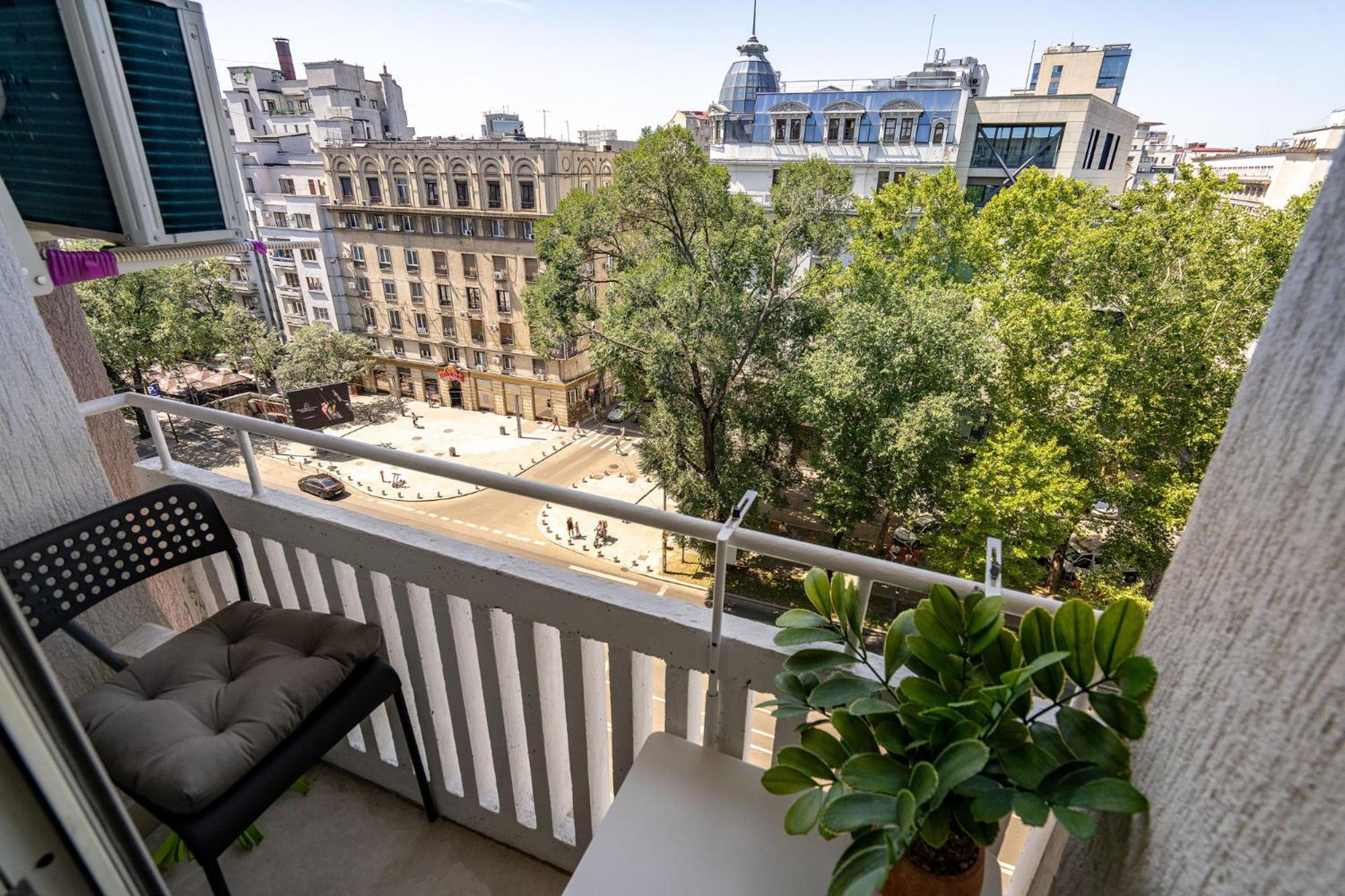 Romana Vibe Elegance In The Heart Of The City Bukarest Exterior foto