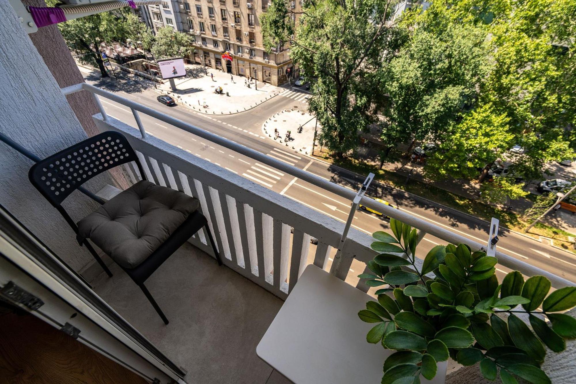 Romana Vibe Elegance In The Heart Of The City Bukarest Exterior foto